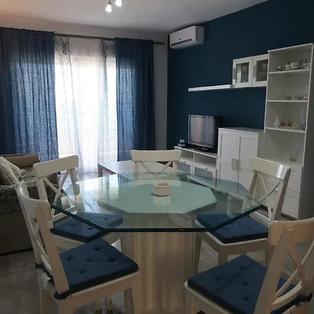 Rumbo Deluxe Apartment *