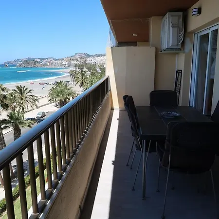 Rumbo Deluxe Apartment Almunecar